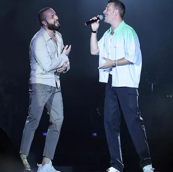 Berkay konserinde Oğuzhan Koç sürprizi!